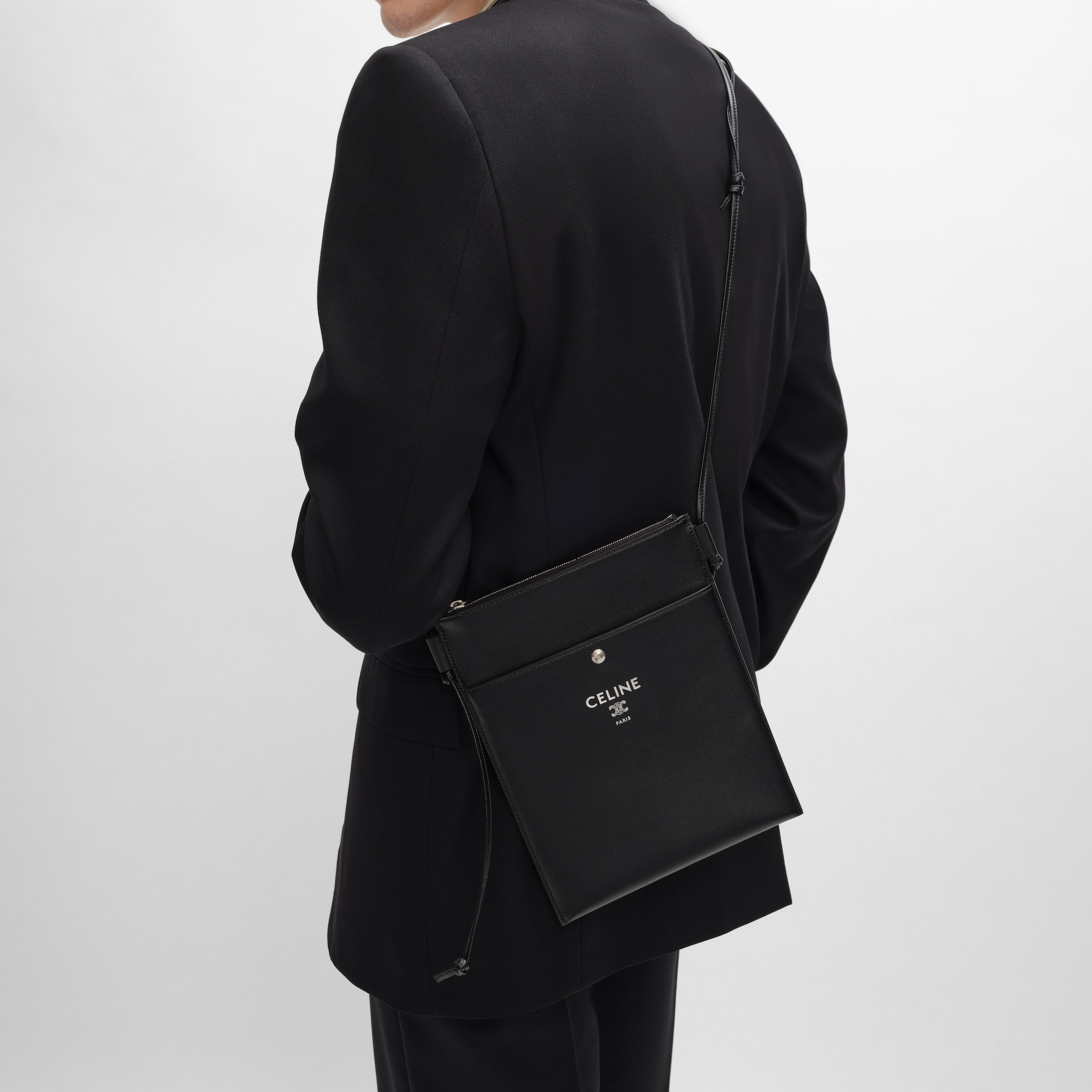 SHARP POUCH TAKE AWAY IN SMOOTH LAMBSKIN - BLACK | CELINE