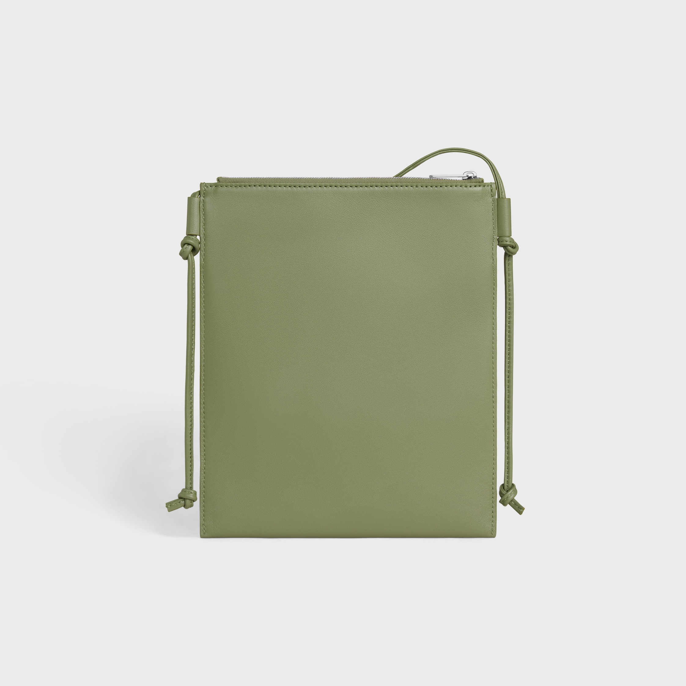CELINE(セリーヌ) ショルダーバッグ美品  シャープポーチ テイク・アウェイ ブラウン ラムスキン CELINE - CELINE セリーヌ ショルダーバッグ シャープポーチ テイク