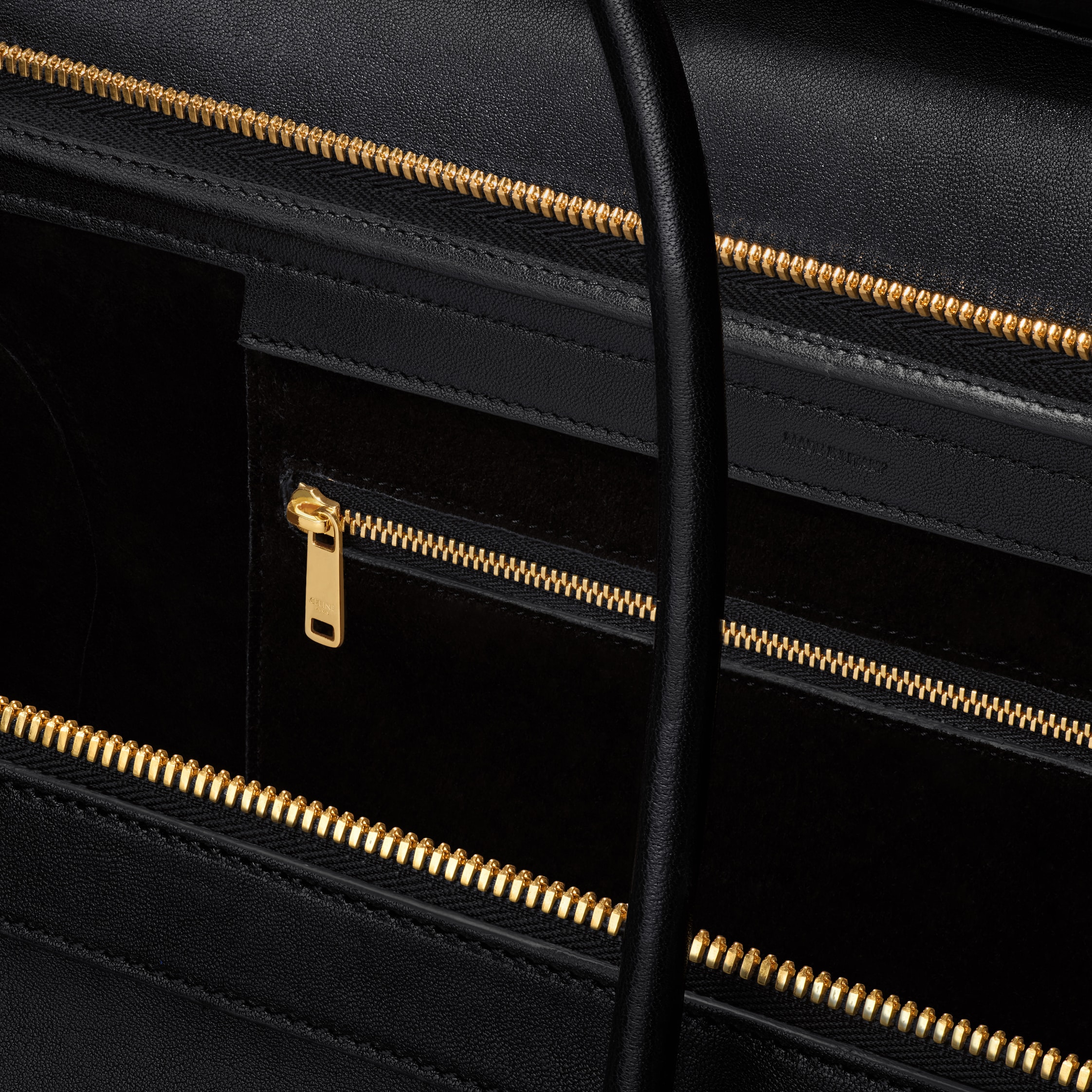 LARGE SMILING NEW LUGGAGE IN SUPPLE SHINY LAMBSKIN - BLACK | CELINE