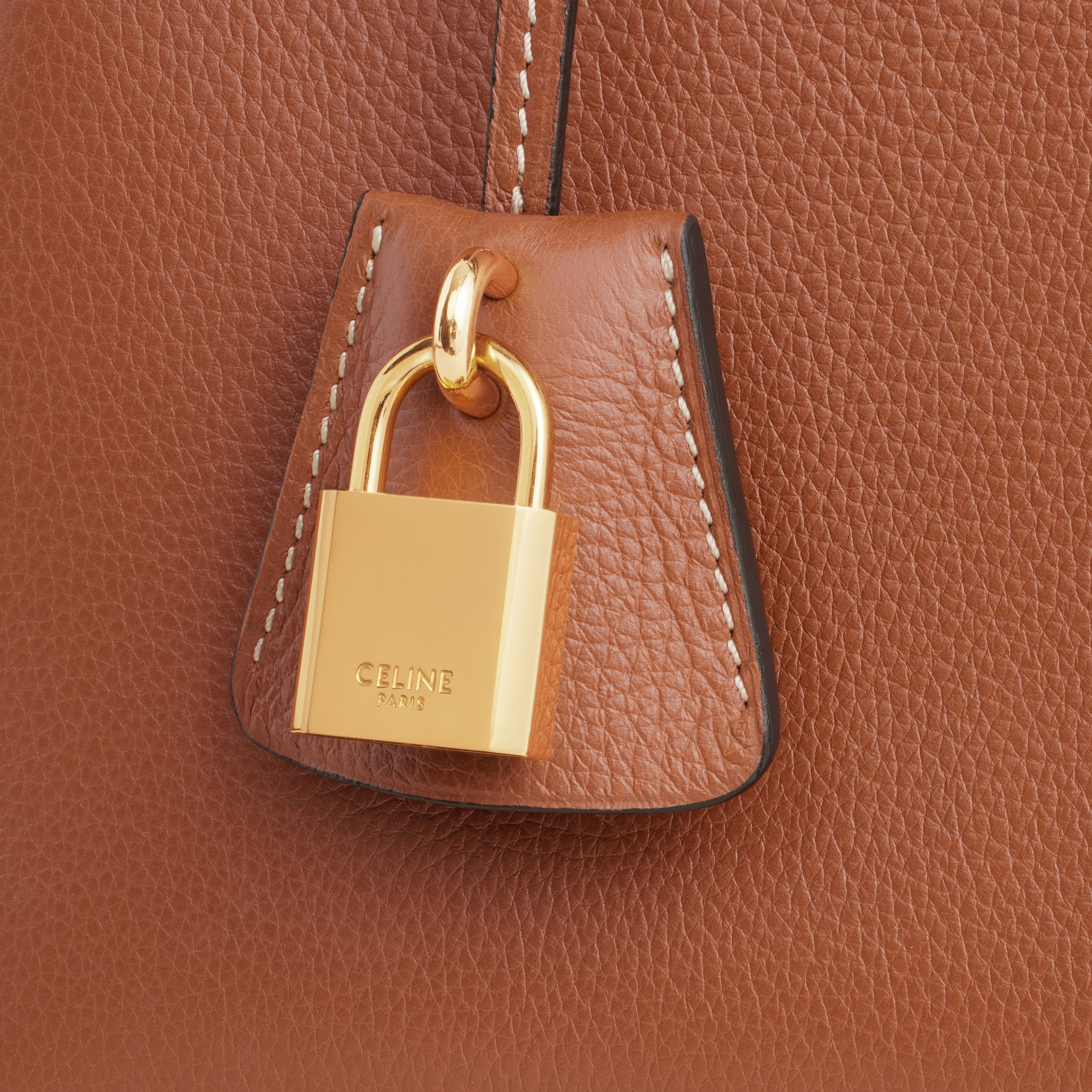 CELINE 【入手困難】★CONTI★SUPPLE GRAINED CALFSKIN★全色 CELINE CONTI BAG in SUPPLE GRAINED CALFSKIN - BLACK | CELINE
