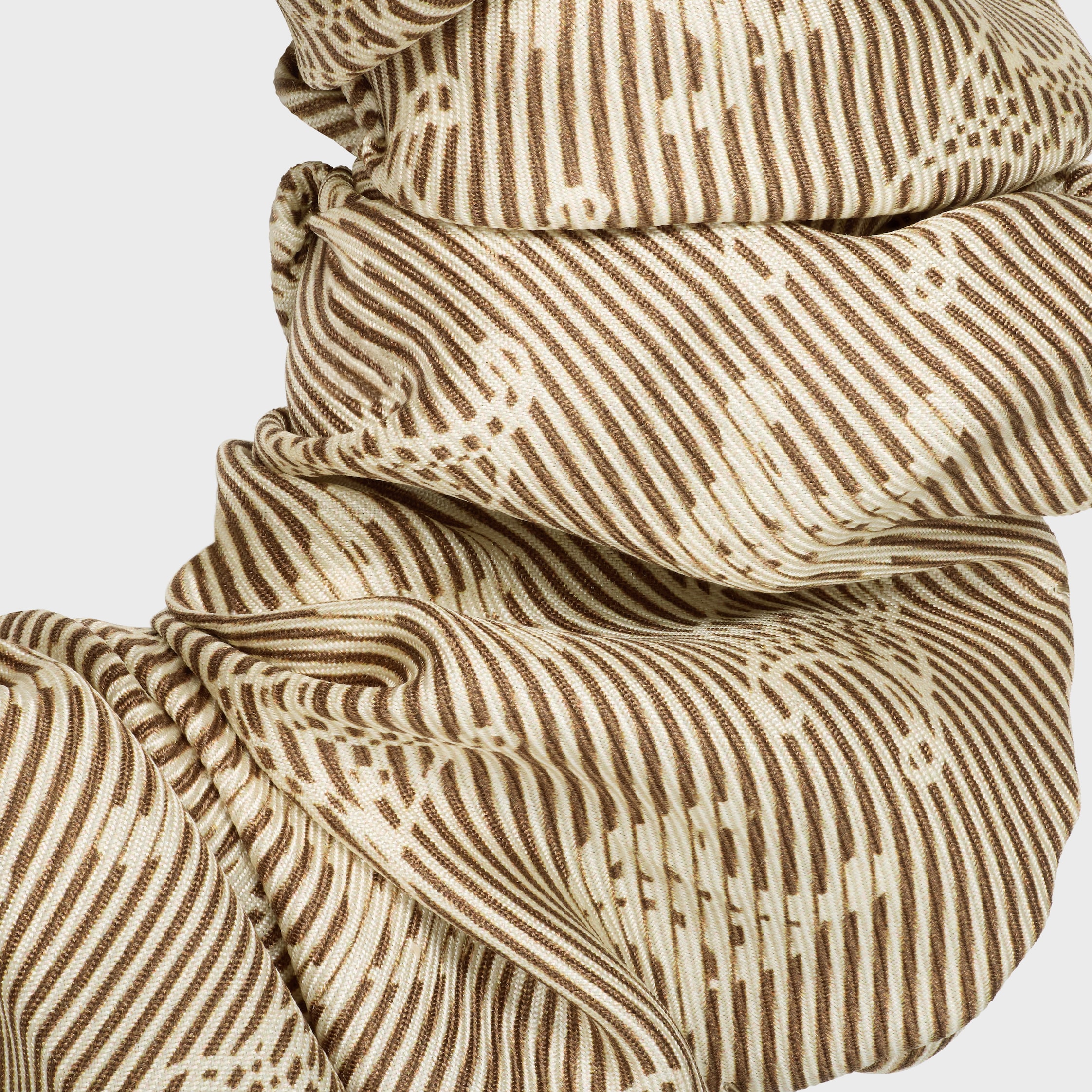 CELINE トリオンフ ダイアゴナル シュシュ / シルク＆ゴールド