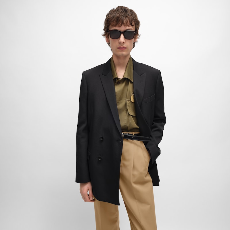 Celine Charms Maison Celine Medalha em Latão com Acabamento Dourado - DOURADO - NOVO - 1 | CELINE