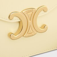 POCHETTE MIT KETTE MARGO aus glänzendem Kalbsleder - Sonnenlicht - BRIEFTASCHEN MIT KETTE - 1 | CELINE
