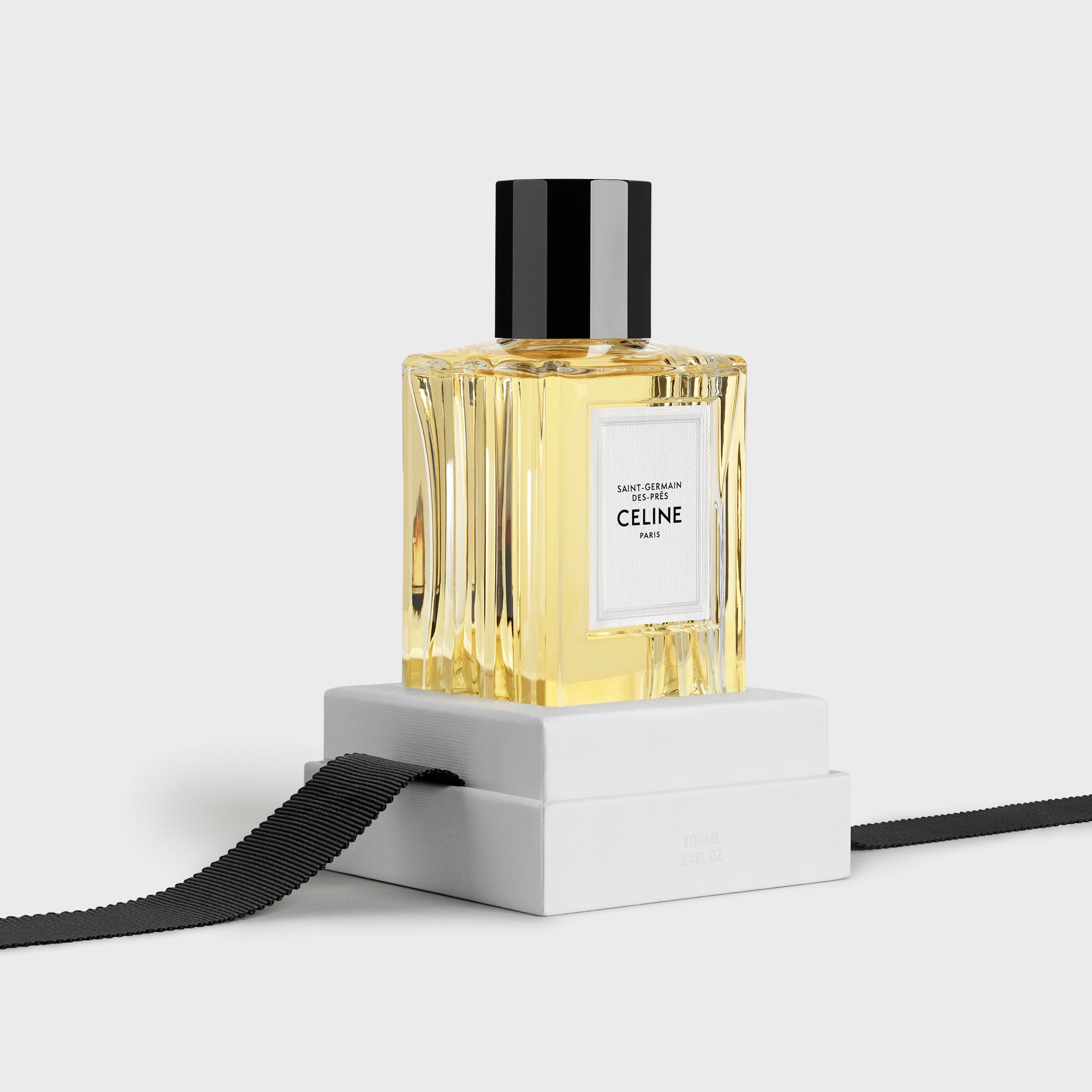 SAINT-GERMAIN-DES-PRÉS サン・ジェルマン・デ・プレ