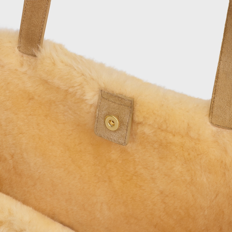 MEDIUM CABAS ANAÏS CUIR TRIOMPHE in SUEDE CALFSKIN AND SHEARLING - NATURAL - MORE LINES - 1 | CELINE