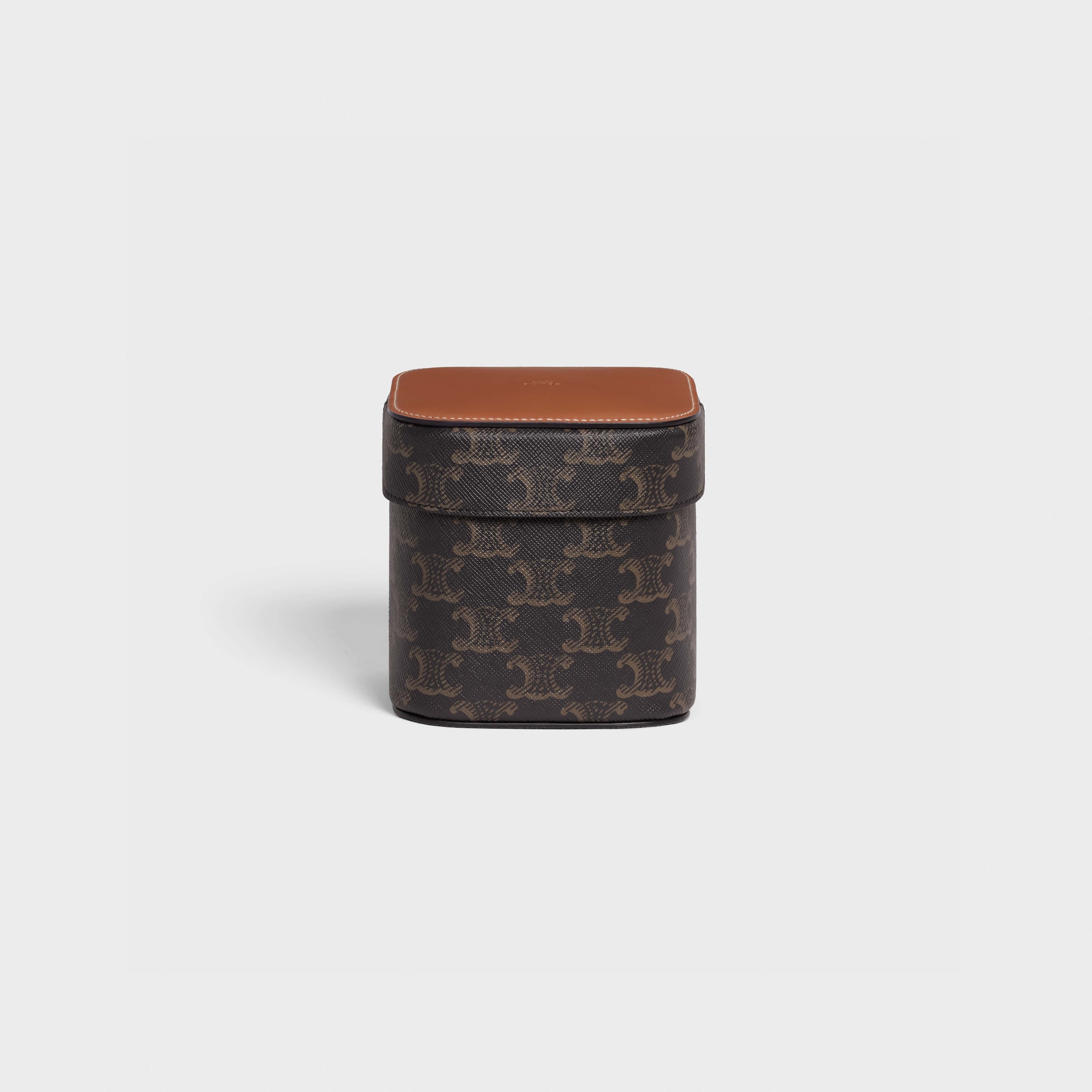 ★関税込★CELINE★Small Box Cuir Triomphe in Smooth Calfskin Lilies Home on X: 