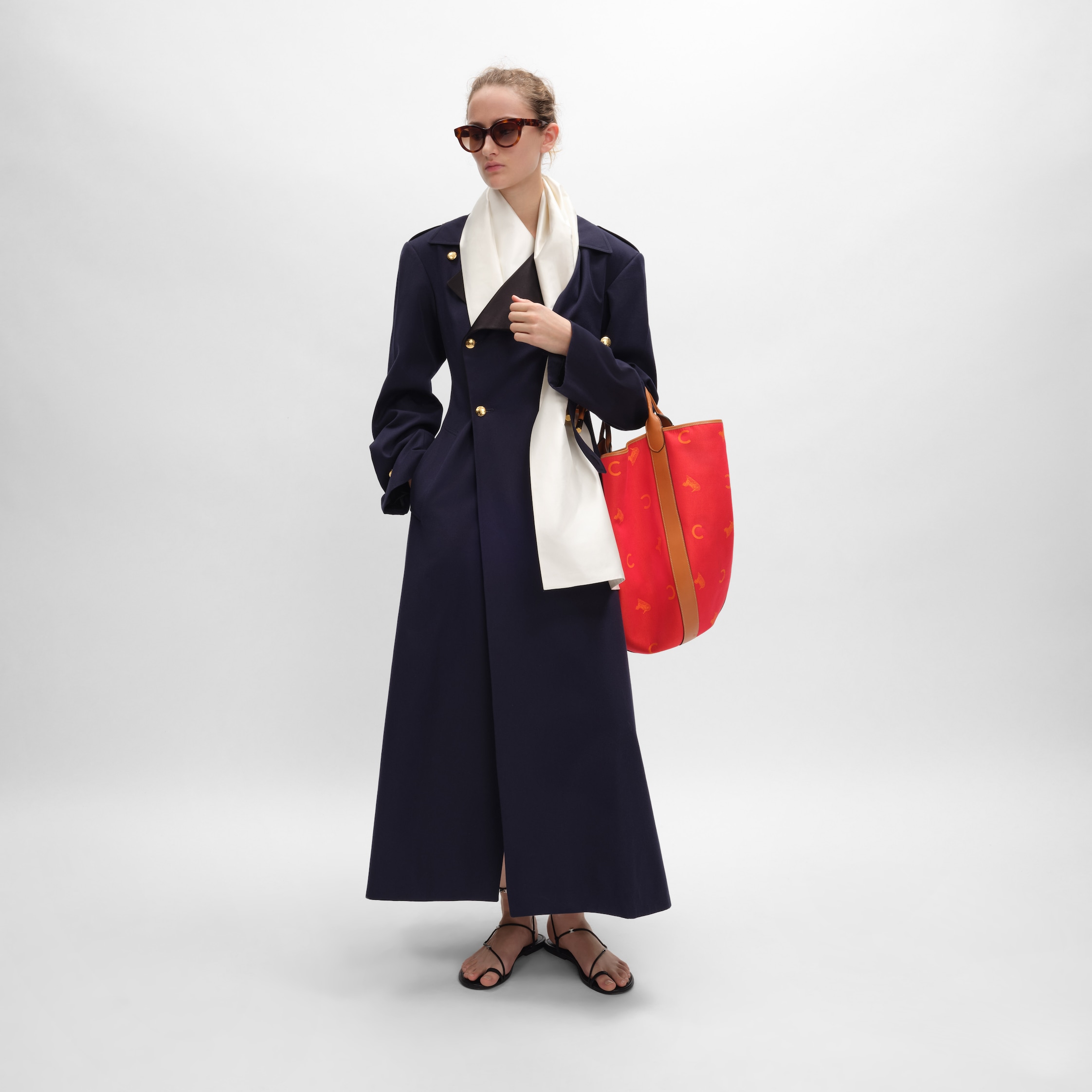 タックストレンチコート / コットン＆ウールギャバジン - インク | CELINE