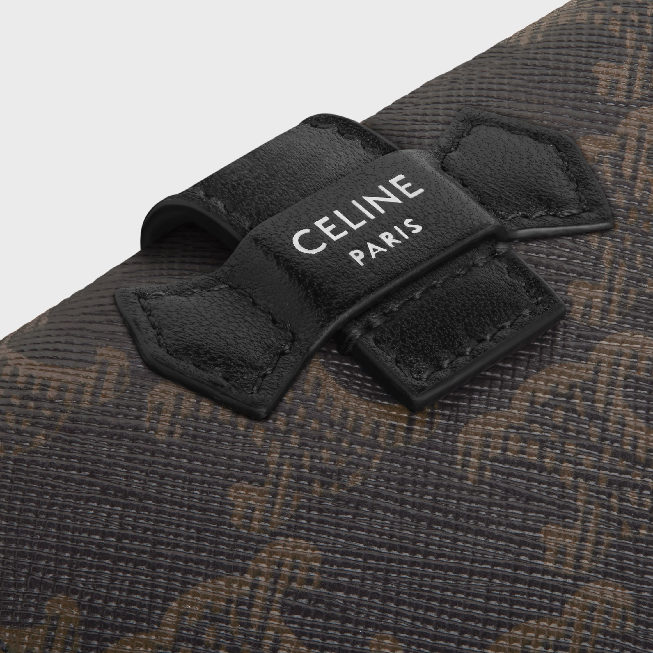 ◆CELINE◆ストラップウォレットトリオンフキャンバスラムスキン CELINE】ストラップ付きウォレット トリオンフキャンバス ラム