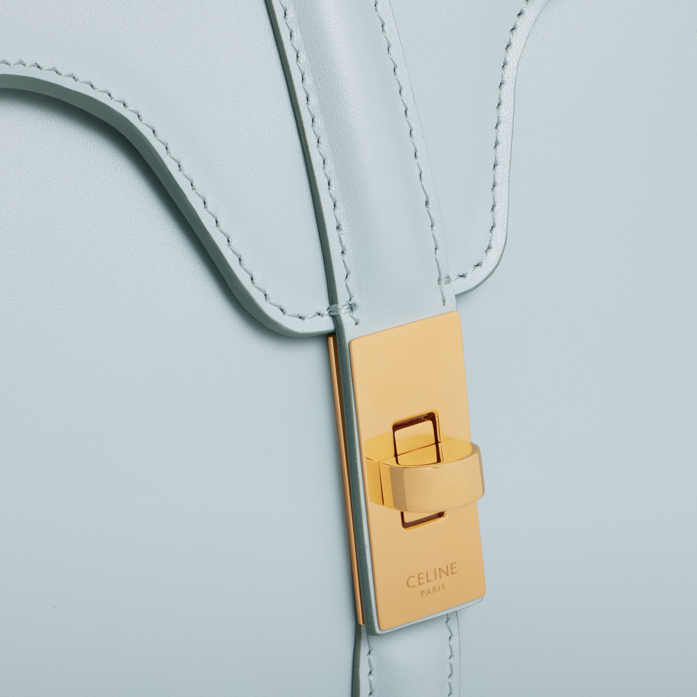 CELINE☆スモール 16(セーズ) カーフスキン / ソフトブルー Small 16 Bag in satinated calfskin - SOFT BLUE | CELINE