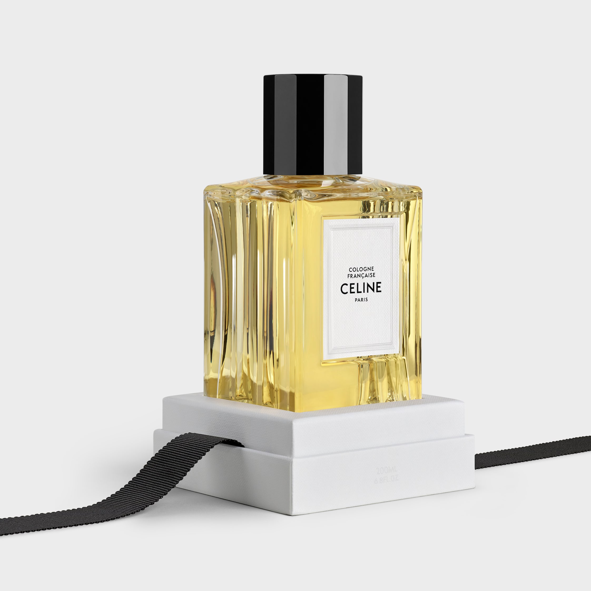 CELINE LE VEAU PUR 香水 ボックス付き