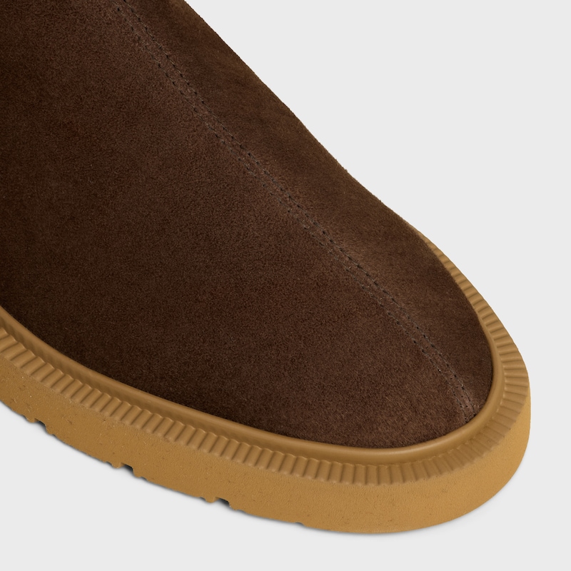 FLOW - BOTA CON CREMALLERA DE ANTE DE PIEL DE CORDERO ELÁSTICA - MARRÓN OSCURO -  - 1 | CELINE