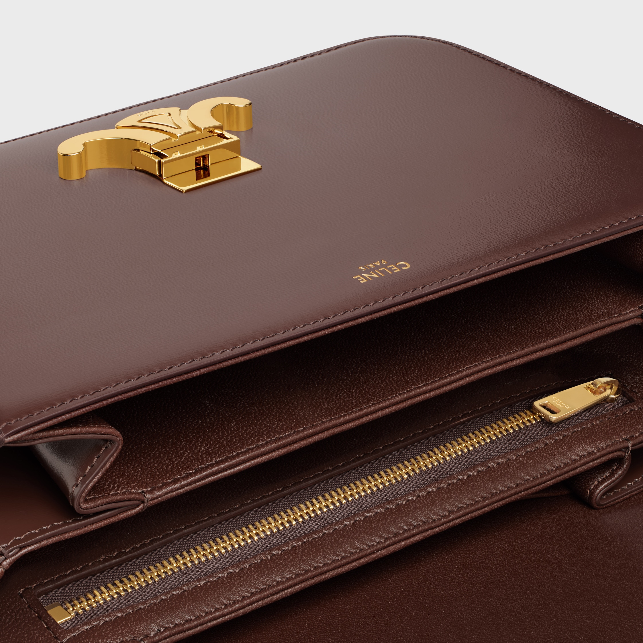【CELINE】TRIOMPHE CLASSIQUE BAG●187363BF428LB 187363BF4-38NO_3_SS24_P1_W.jpg?V2