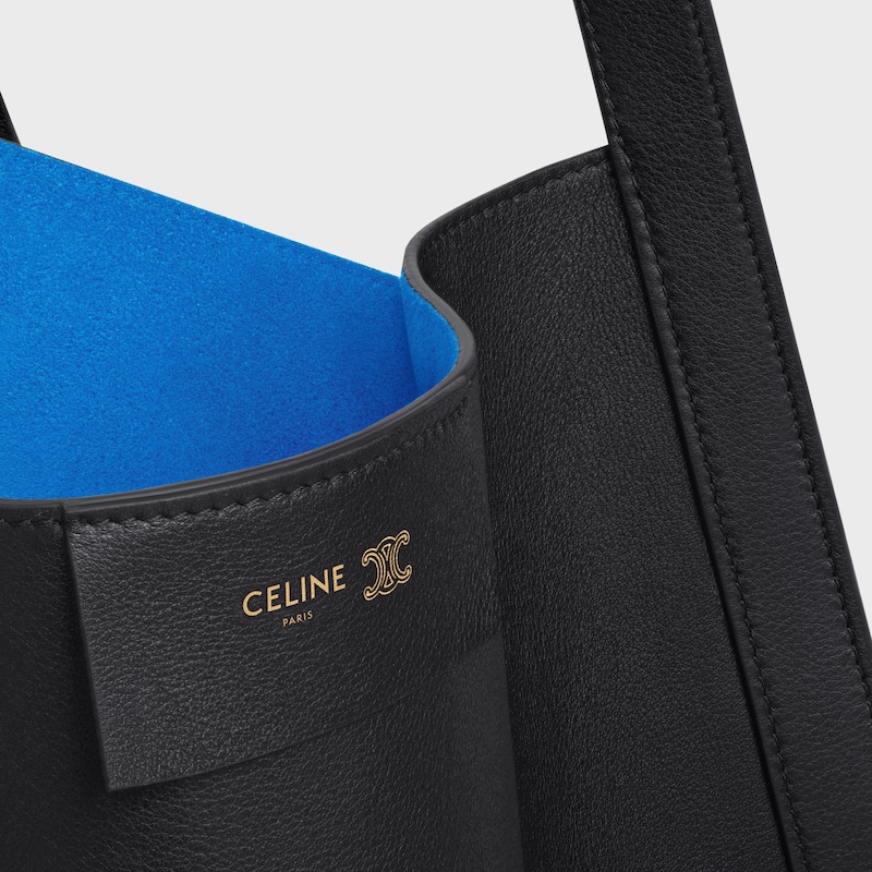 MEDIUM CUBE BAG IN SUPPLE CALFSKIN - BLACK - SHOULDER BAGS - 1 | CELINE