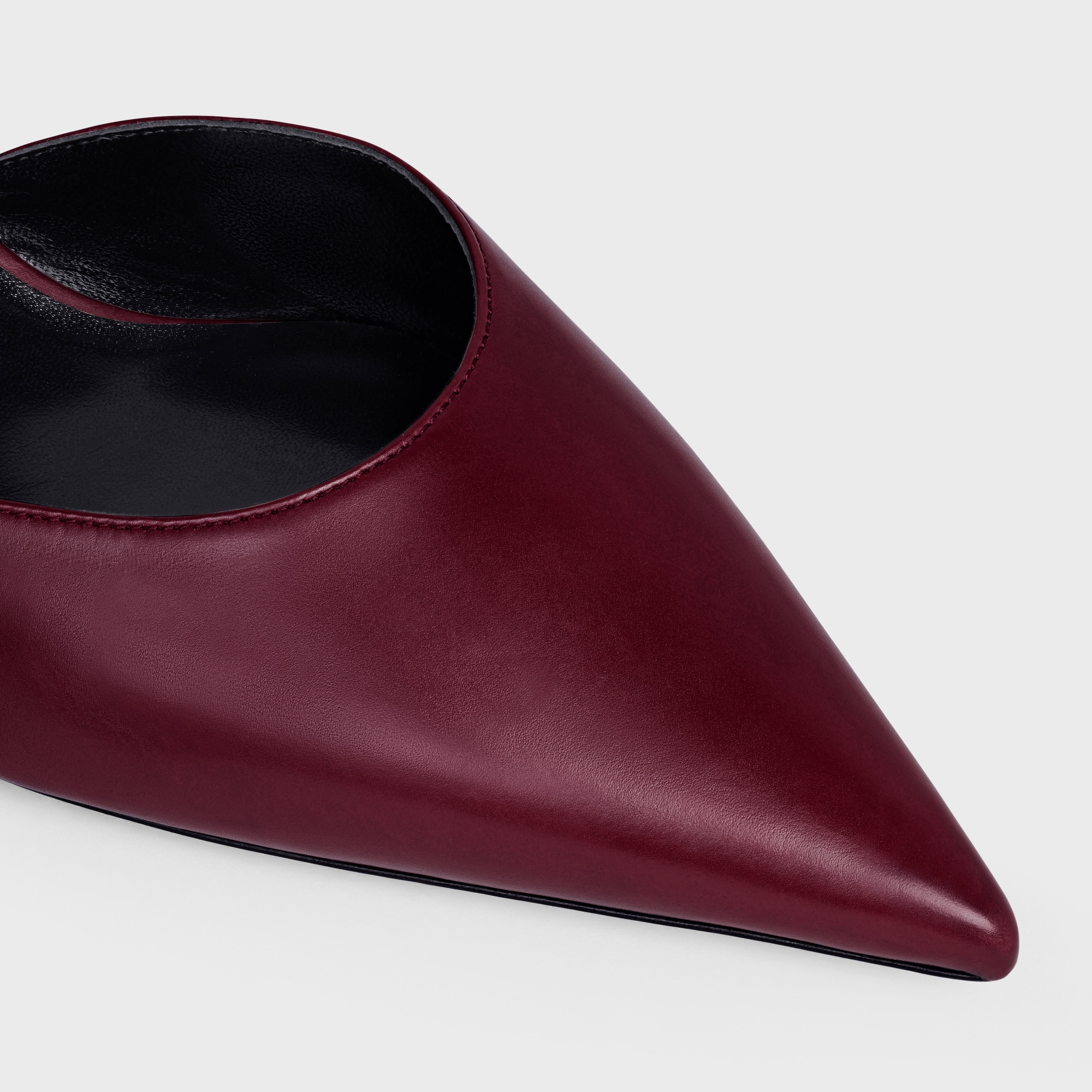 CELINE KITTEN - TRIOMPHE STRAP PUMP IN LAMBSKIN - BURGUNDY | CELINE