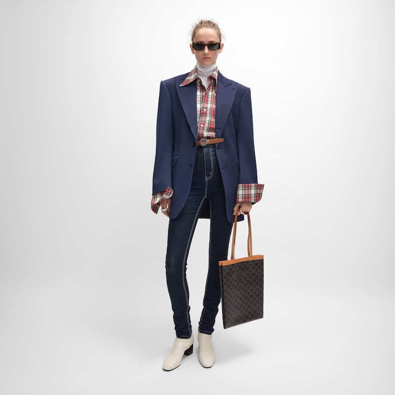 MEDIUM FLAT SHOPPER IN TRIOMPHE CANVAS - HONEY - HOBO AND TOTE BAGS - 1 | CELINE