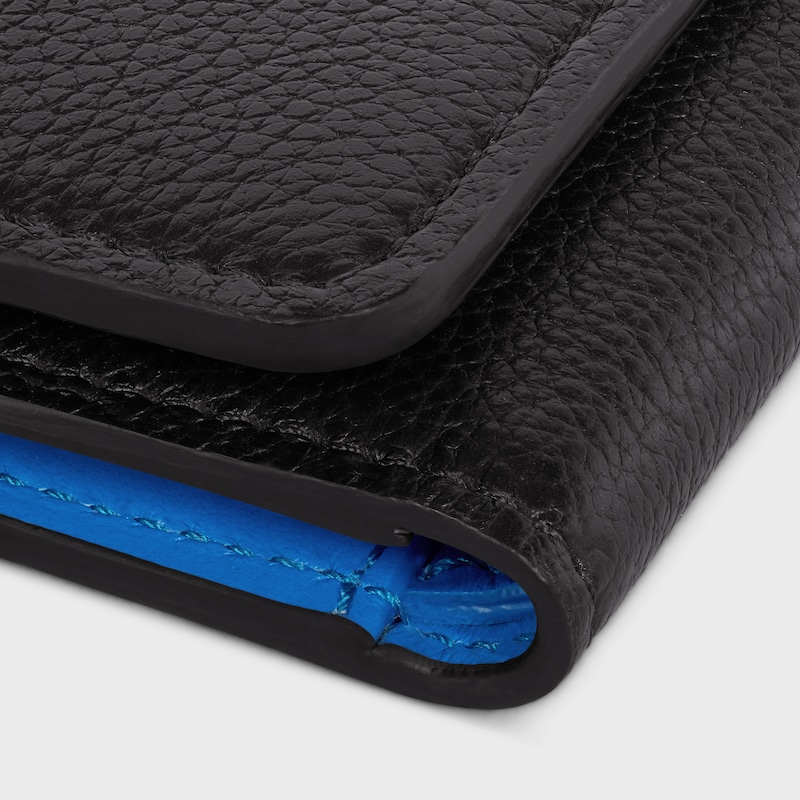 PETIT PORTEFEUILLE TRIOMPHE STAMP VEAU SOUPLE GRAIN&eacute; - NOIR / ULTRA BLEU - NOUVEAUT&Eacute;S - 1 | CELINE