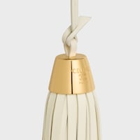 QUASTEN-ANHÄNGER AUS LAMMGLATTLEDER - Ultra White - ANHÄNGER UND ACCESSOIRES - 2 | CELINE