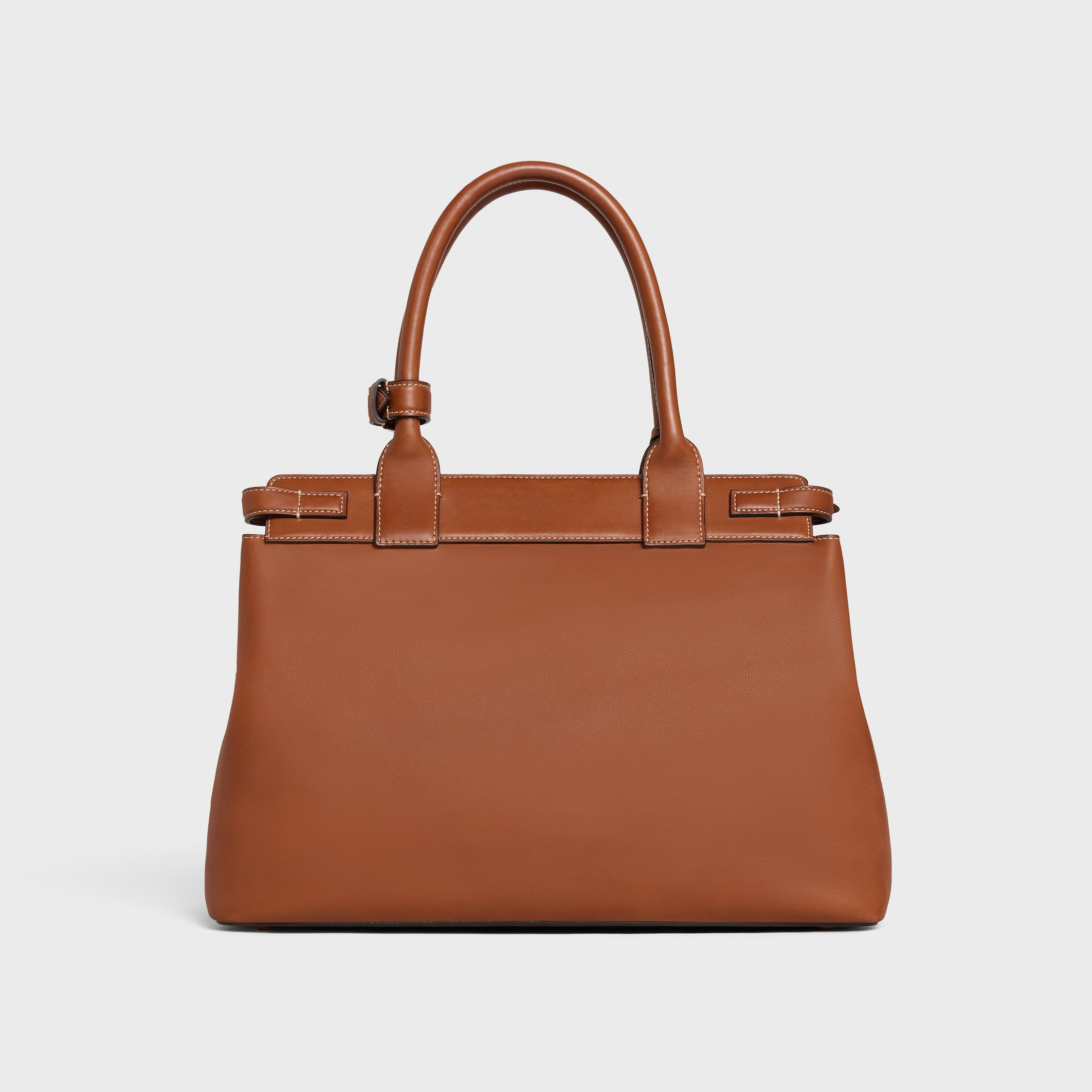 【原価ぶっ壊し割引】セリーヌ コンティ バッグ ナチュラル CELINE、パリの街に由来した新作バッグ発売 | HIGHSNOBIETY.JP