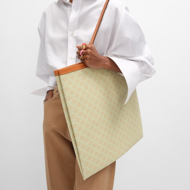 LARGE FLAT SHOPPER IN Triomphe Canvas - SANDCASTLE / SOFT LIME - TOP-HANDLE BAGS - 1 | CELINE