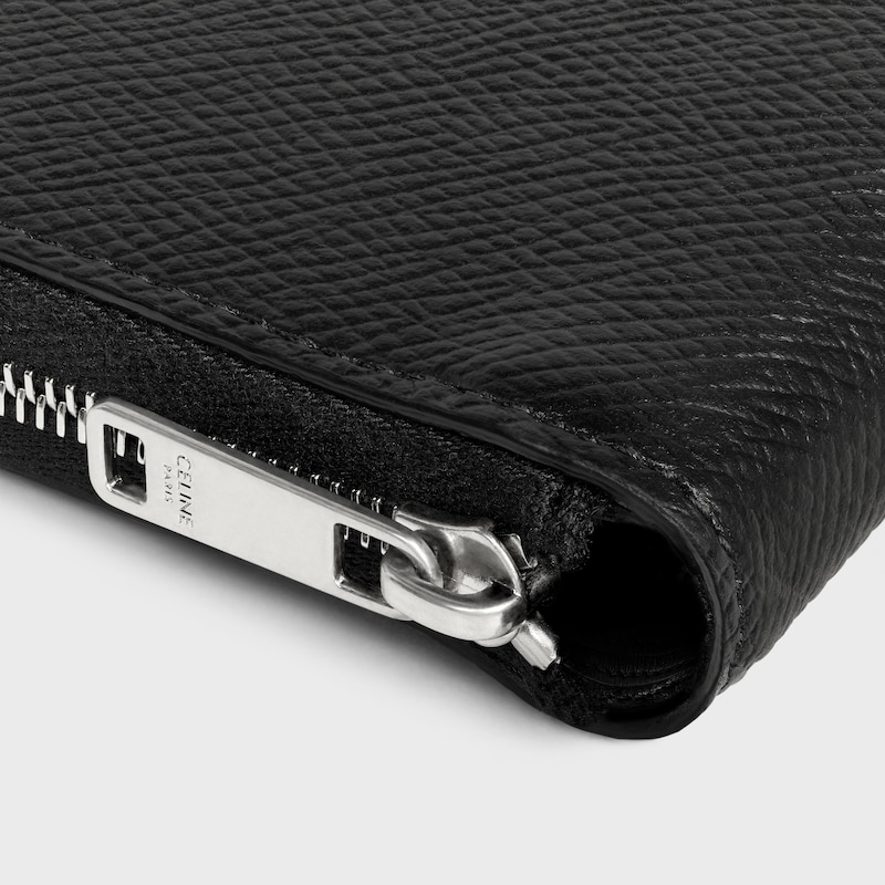 Cartera de dos pliegues con cremallera de piel de becerro con textura granulada - NEGRO - GIFT FINDER - 1 | CELINE