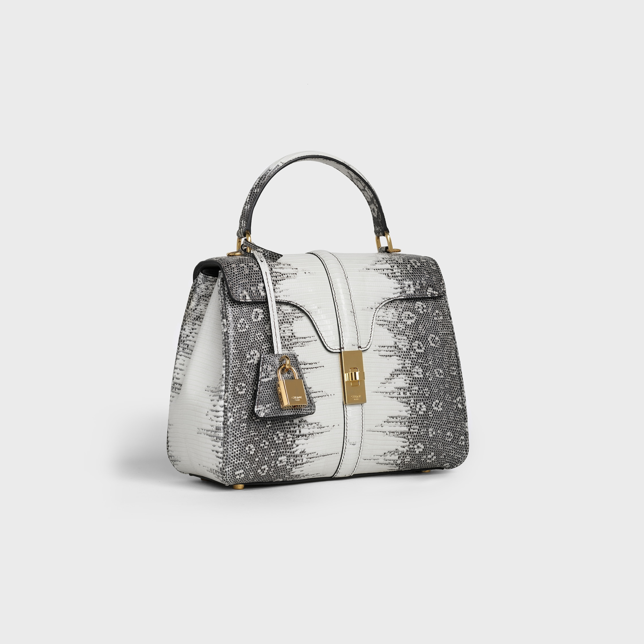 CELINE スモール 16（セーズ）バッグ すぐ届く】セリーヌ 16セーズ☆スモール カーフスキン 大人気