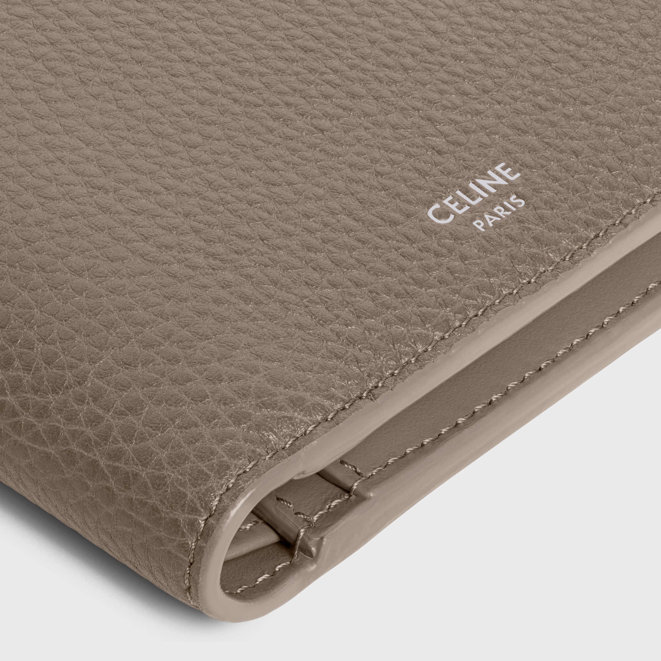 Bi-fold card holder IN GRAINED CALFSKIN - SOURIS | CELINE