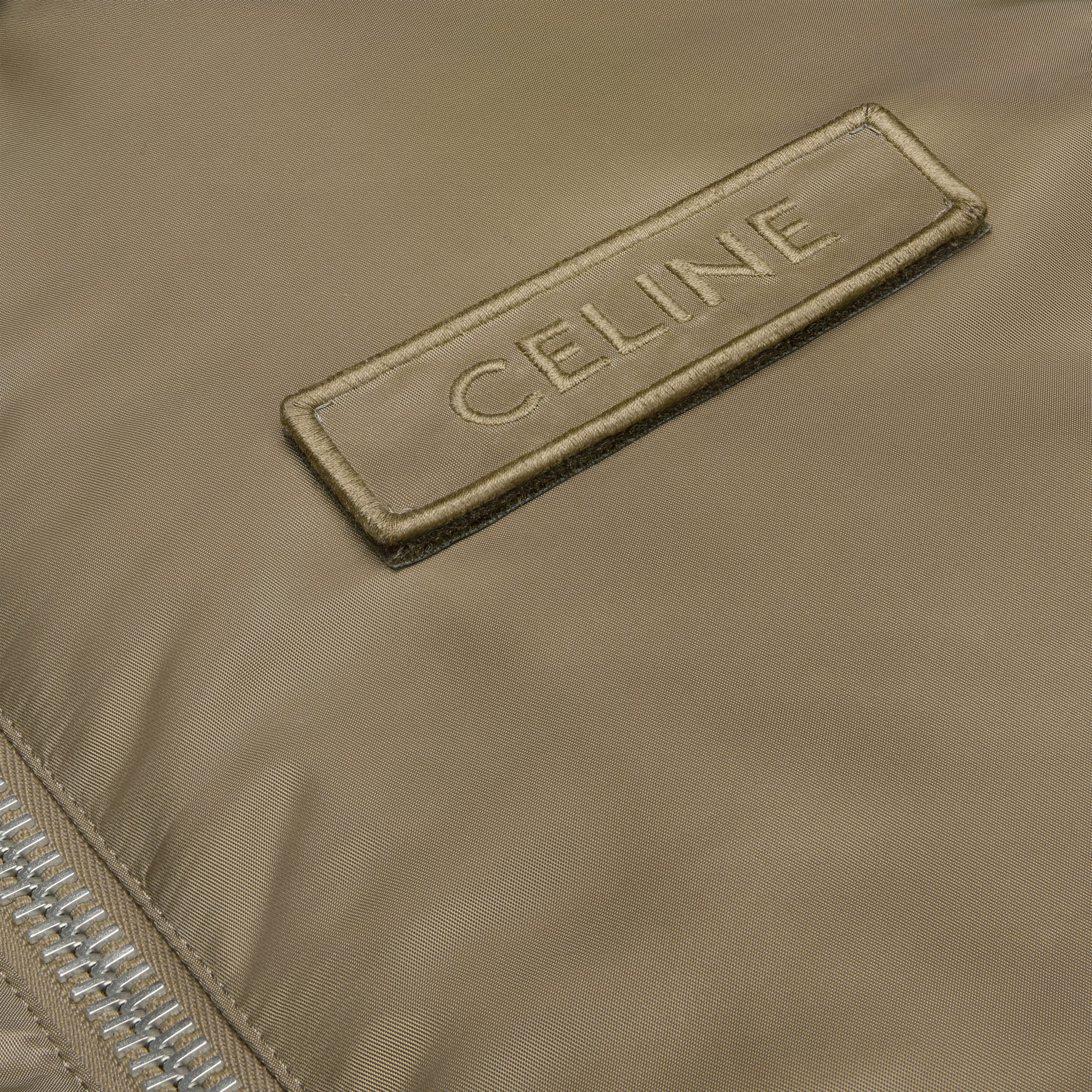 ★vs 様★専用CELINE ネイビー ナイロンジャケット フード付き44サイズ ☆vs 様☆専用CELINE ネイビー ナイロンジャケット フード付き44
