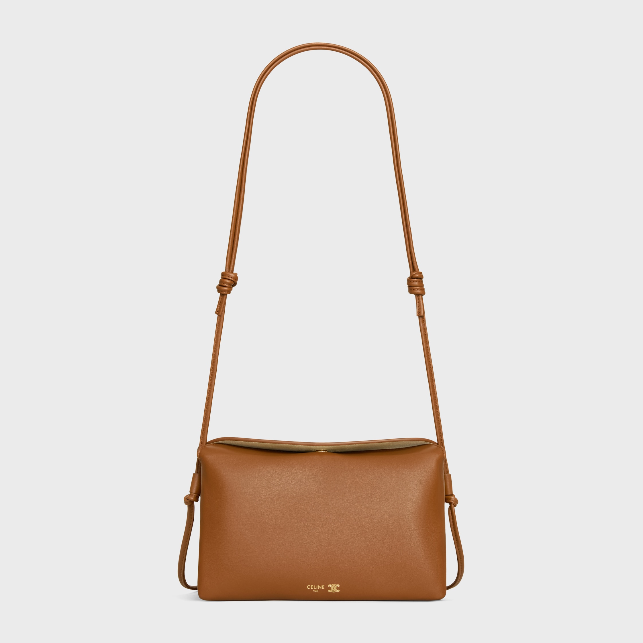 トリオ フラップ / スムースラムスキン - ソフトタン | CELINE