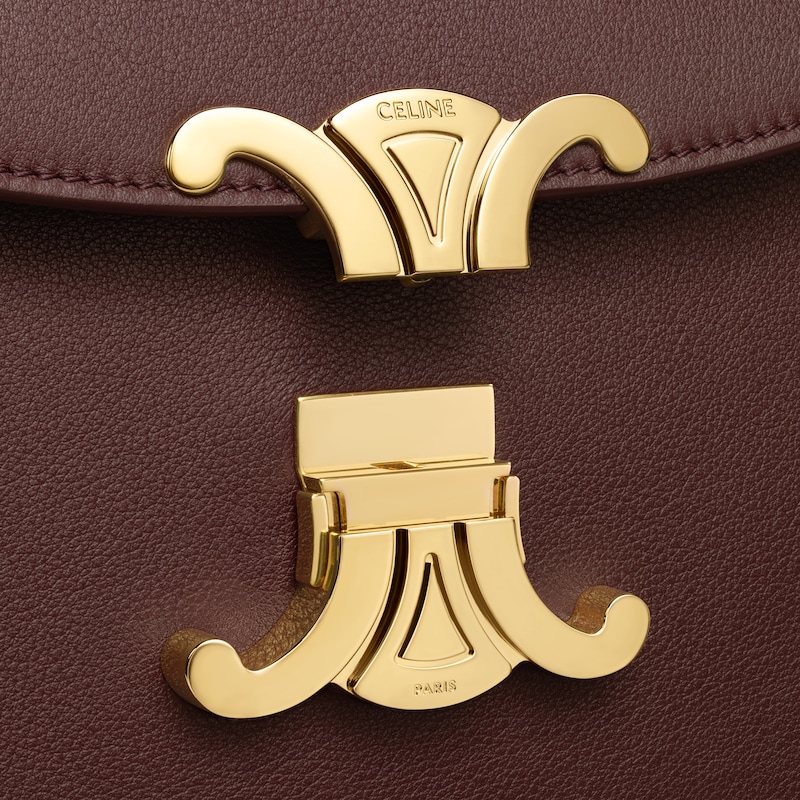 BOLSO NINO MEDIANO DE PIEL DE BECERRO FLEXIBLE CON TEXTURA GRANULADA - CASTA&Ntilde;O - NINO - 1 | CELINE