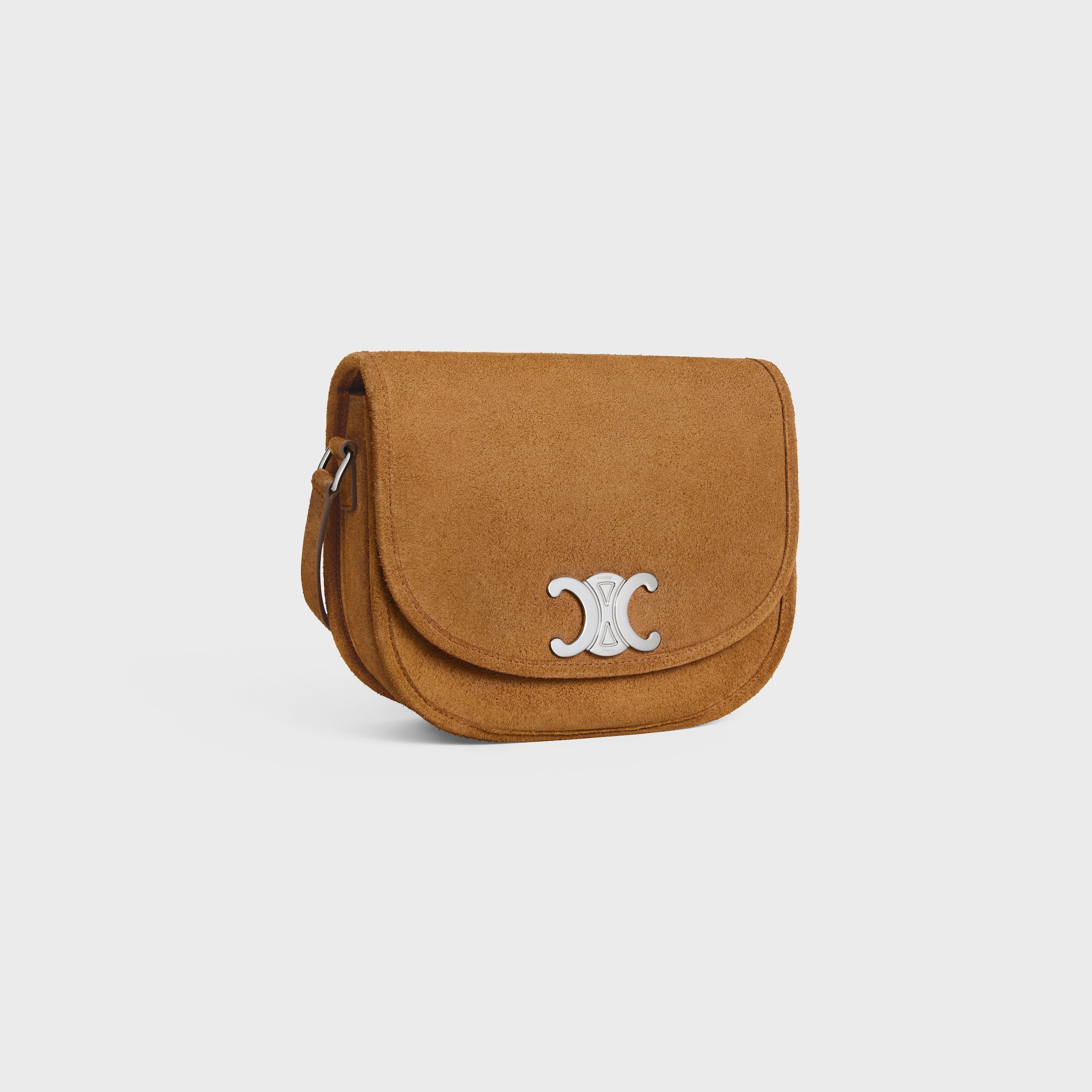 VIP価格★CELINE HOMME★トリオンフ スエードクロスボディバッグ 114453GDE-19TO_3_FW24_P1_M.jpg