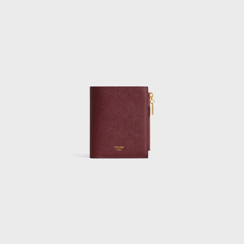 PORTEFEUILLE COMPACT TRIOMPHE CHARMS VEAU GRAIN&Eacute; - Syrah - NOUVEAUT&Eacute;S - 1 | CELINE