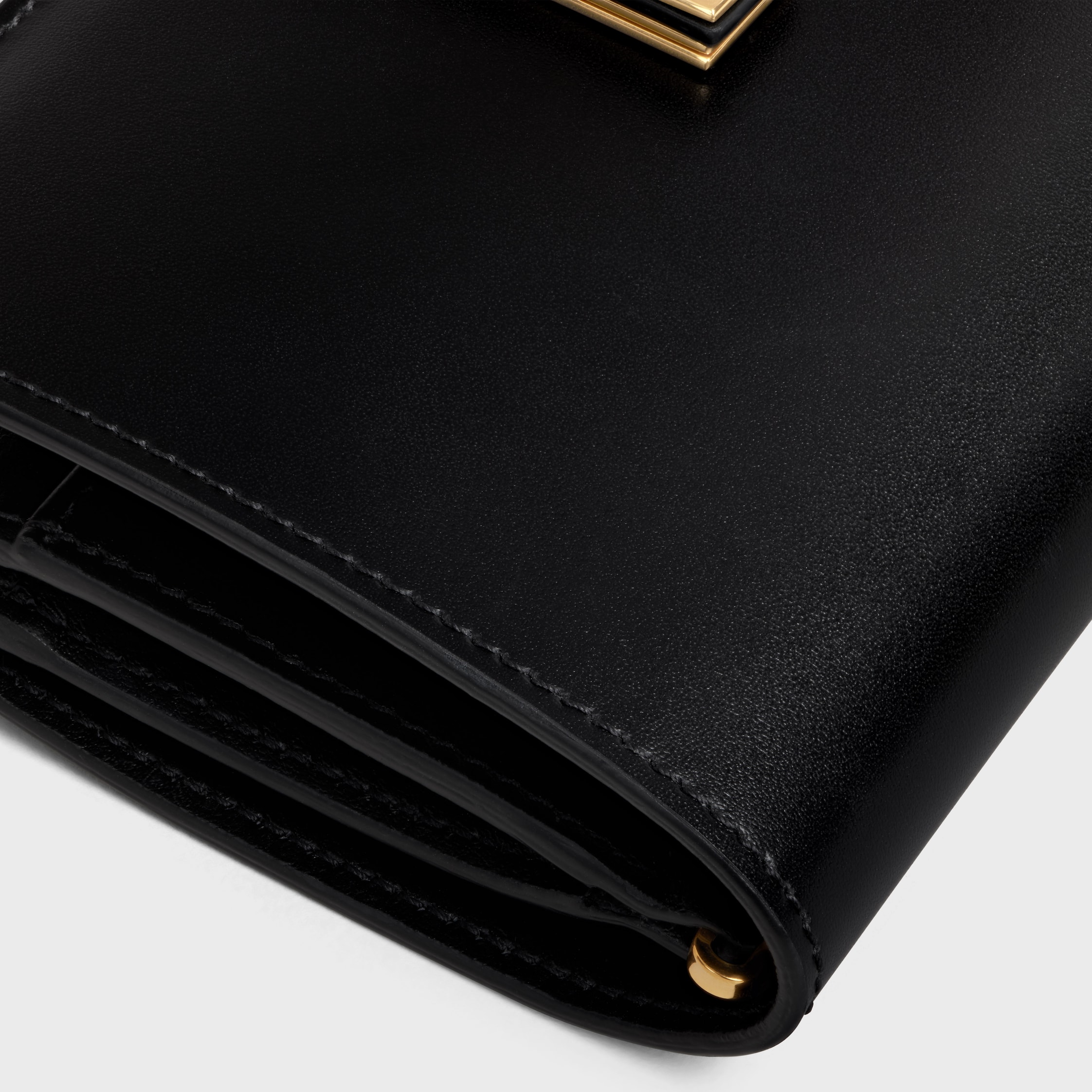 エレガントな品格◇LARGE WALLET 16◇CELINE LARGE WALLET 16 IN SATINATED CALFSKIN - BLACK | CELINE
