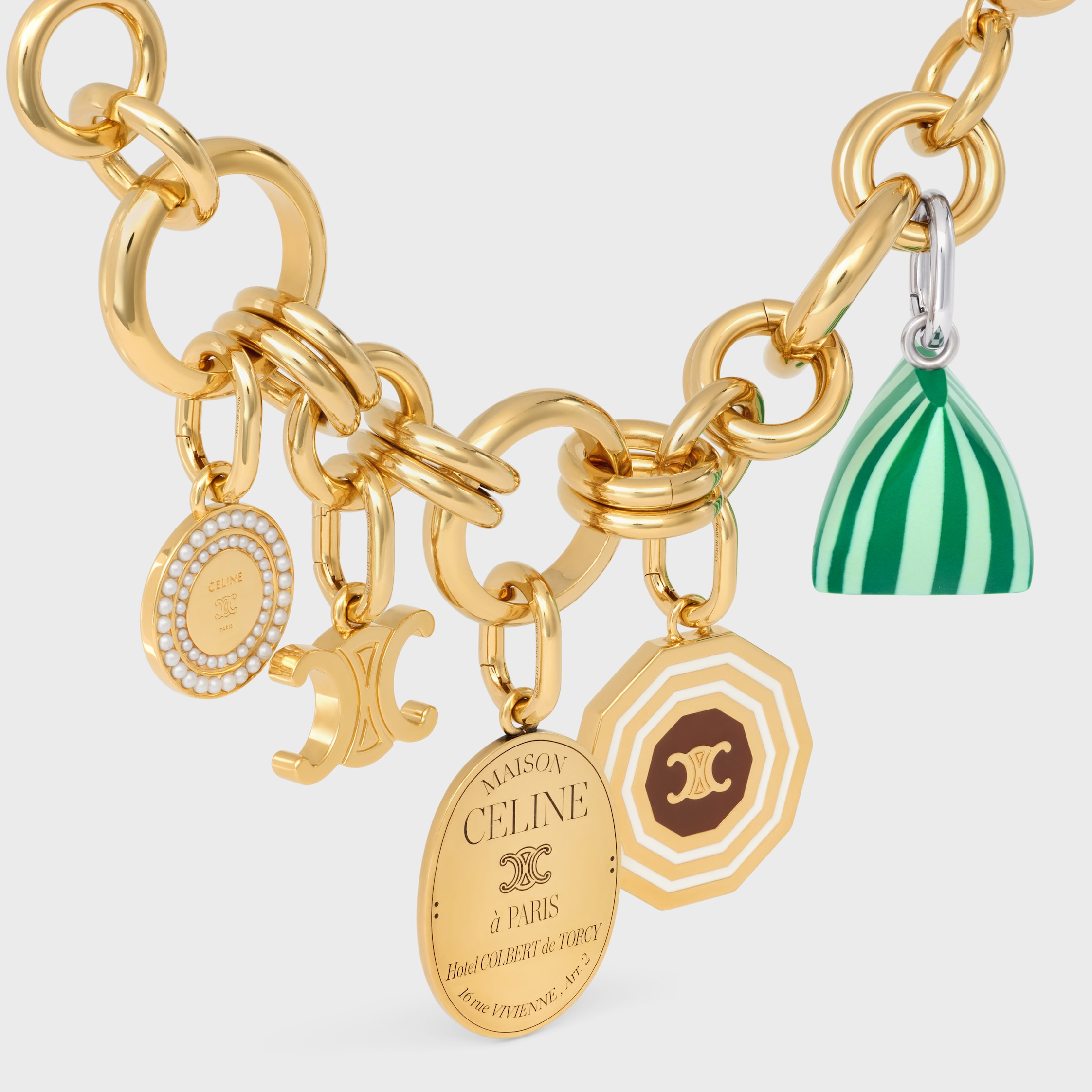 CELINE CHARMS PEARL MEDAL IN RESIN PEARLS AND BRASS WITH GOLD