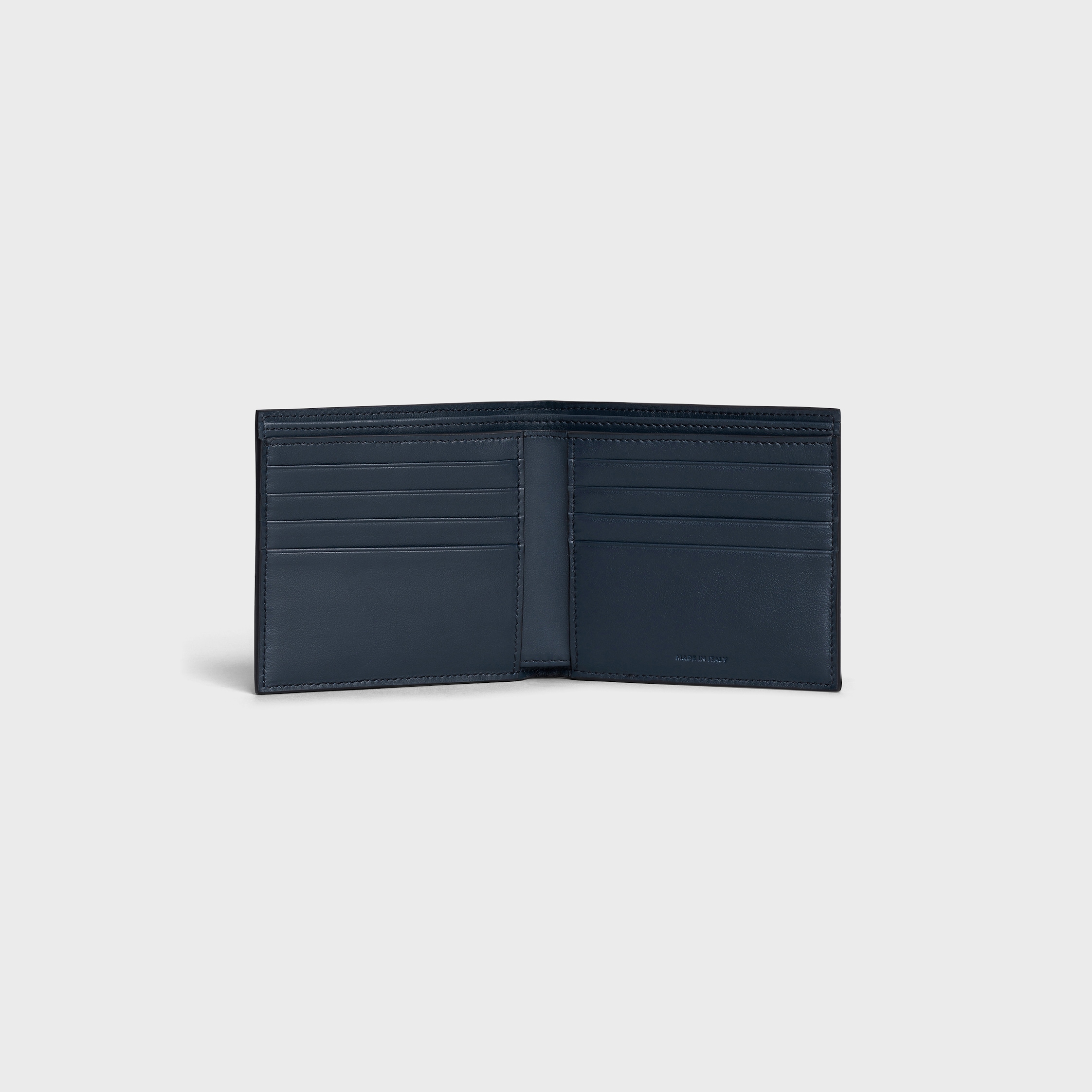 CELINE セリーヌ  バイフォールドカードホルダー 送料込*セリーヌ*ジップ付きカードホルダー/フラグメントケース