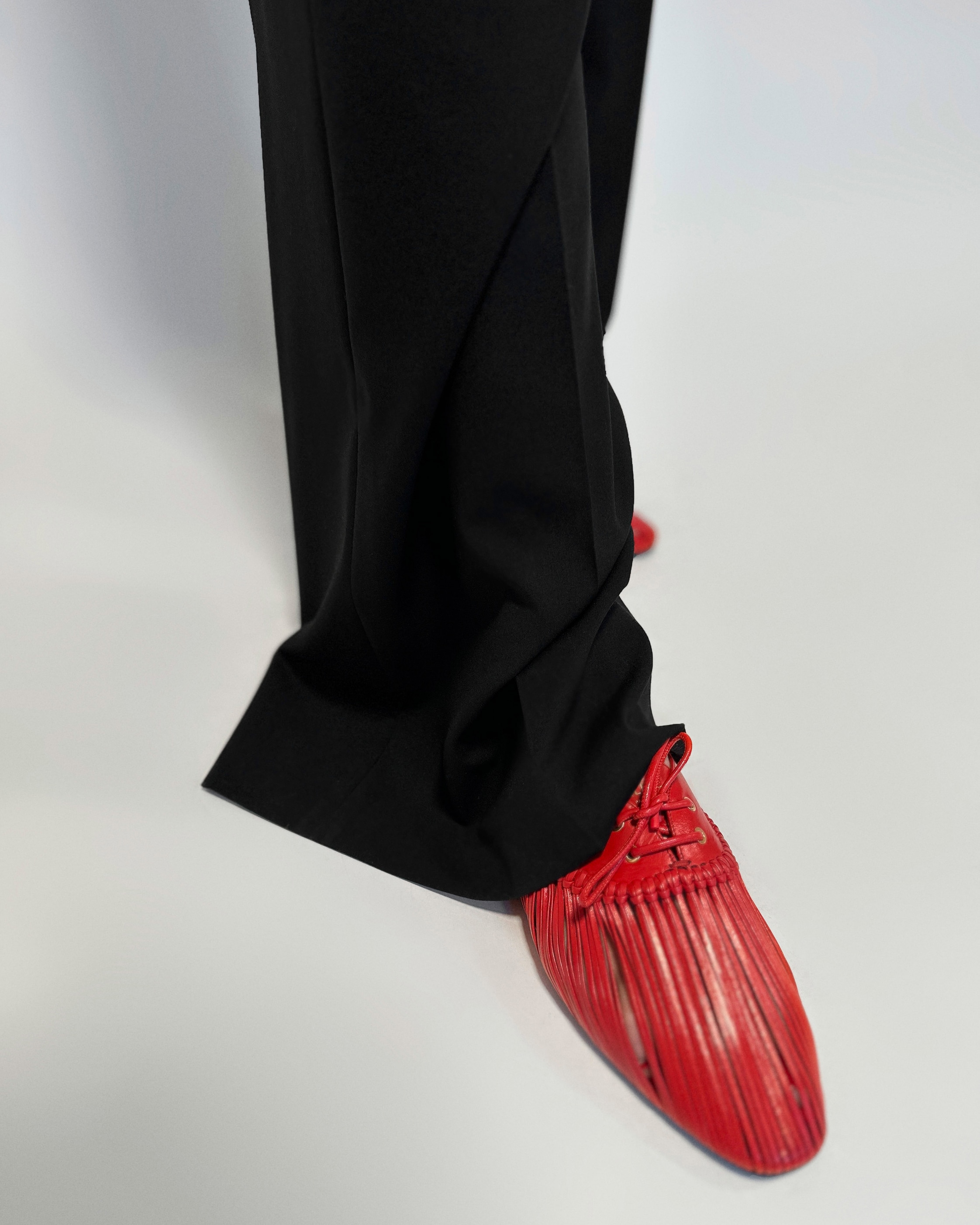BALLET LACE-UP SHOE IN GOATSKIN - ULTRA RED | CELINE
