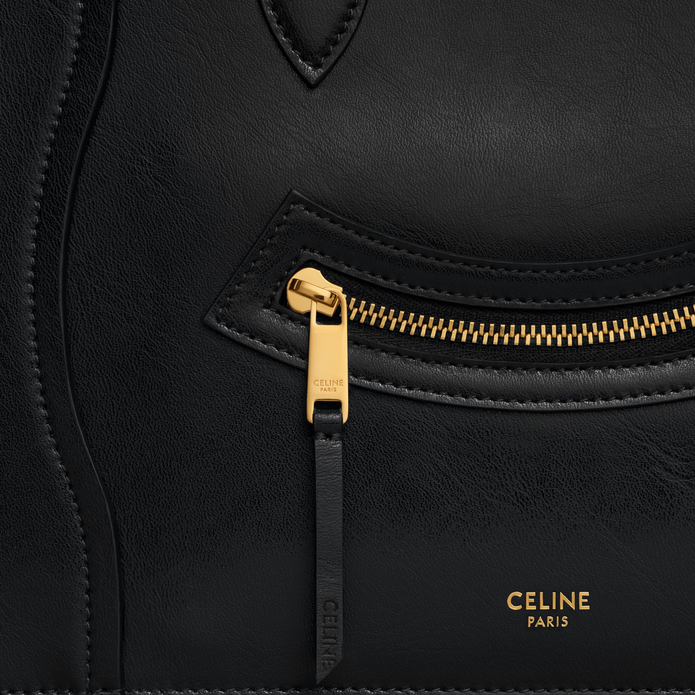 MEDIUM POUCH IN GLOSSY CALFSKIN - BLACK | CELINE