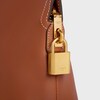 Lock亮澤牛皮革盥洗包 - 棕褐色 - 旅行用品 - 4 | CELINE