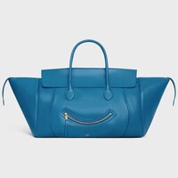 ラージ スマイル ニューラゲージ / グロッシーカーフスキン (伊勢丹新宿ポップアップ限定) - ウルトラブルー - 新作 - 1 | CELINE