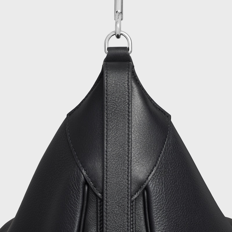 ROMY柔软牛皮革周末旅行包 - 黑色 - ROMY - 1 | CELINE