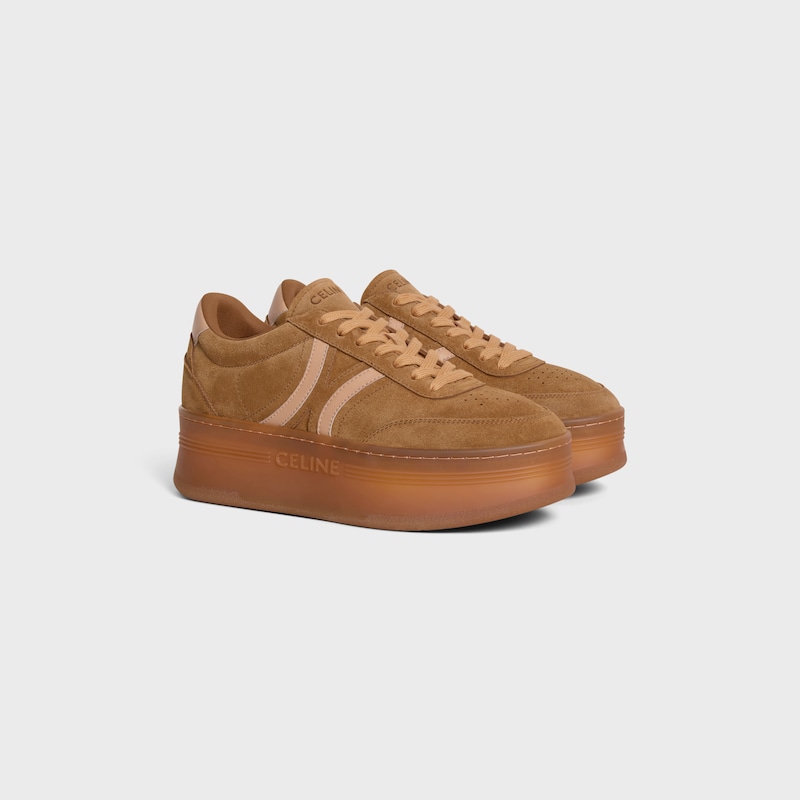 CELINE - BLOCK SNEAKERS AVEC TRIOMPHE À L'ARRIÈRE ET SEMELLE COMPENSÉE EN CUIR DE VEAU VELOURS ET CUIR DE VEAU - TAN / CAPPUCCINO -  - 1 | CELINE