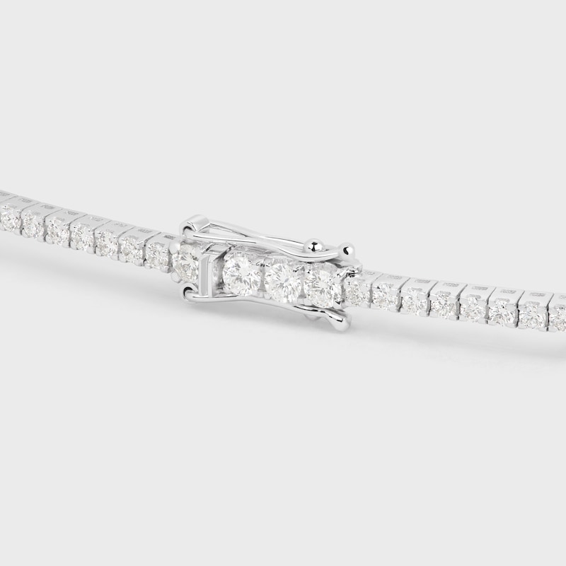 Tennis Bracelet in White Gold and Diamonds - White Gold & White -  - 1 | CELINE
