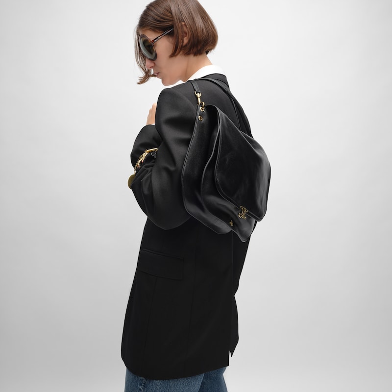 SOFT TRIOMPHE BESACE手袋 - 黑色 - 肩背包 - 1 | CELINE