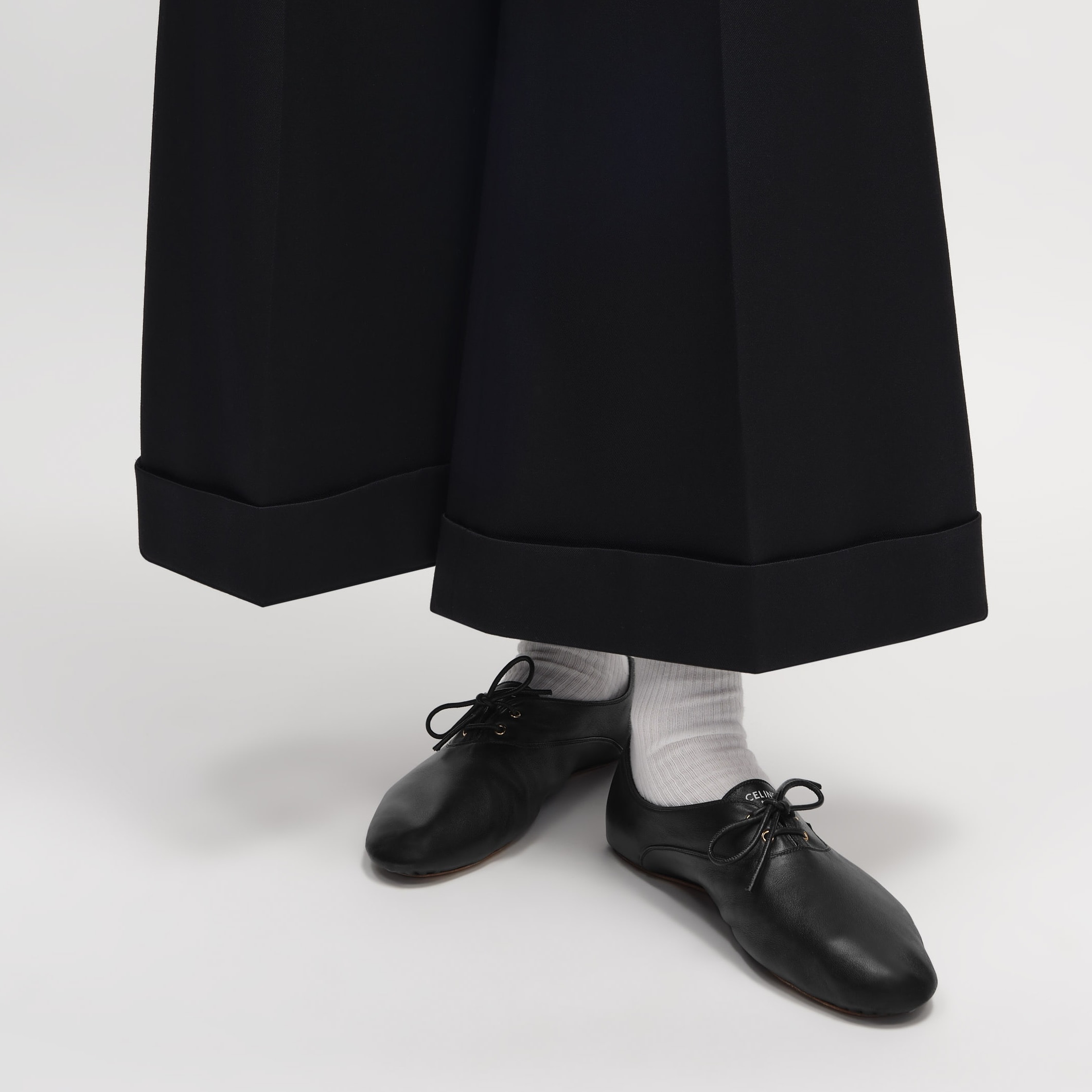 BALLET LACE-UP SHOE IN LAMBSKIN - BLACK | CELINE