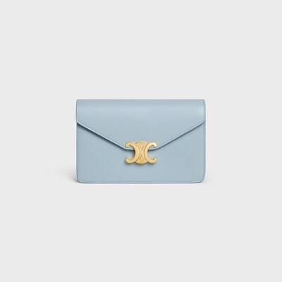 마고 체인 지갑 - 샤이니 카프스킨 - 페일 블루 - 에센셜 기프트 - tileIndex | CELINE