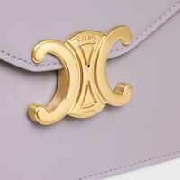 POCHETTE MIT KETTE MARGO aus glänzendem Kalbsleder - HELLFLIEDER - BRIEFTASCHEN MIT KETTE - 1 | CELINE
