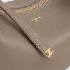 【残り僅か】ティーン CELINE ルル / グレインドカーフスキン ころんとしたフォルムが可愛い！ セリーヌが新作バッグ「ルル