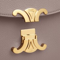 MITTELGROSSE NINO TASCHE AUS WEICHEM, GENARBTEM KALBSLEDE - PEBBLE - UMHÄNGETASCHEN - 1 | CELINE