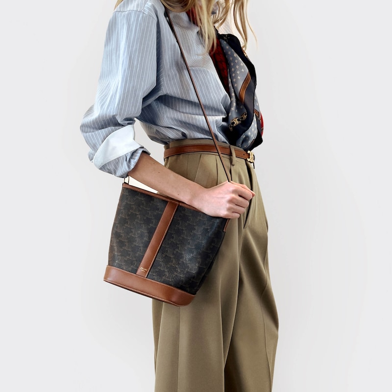 小号标志印花水桶包 - 棕黄色 - 斜揹袋 - 1 | CELINE