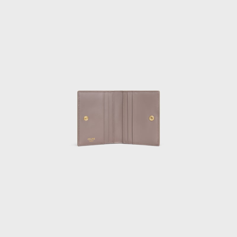 BI-FOLD CARD HOLDER TRIOMPHE IN Shiny calfskin - PEBBLE - NEW - 1 | CELINE