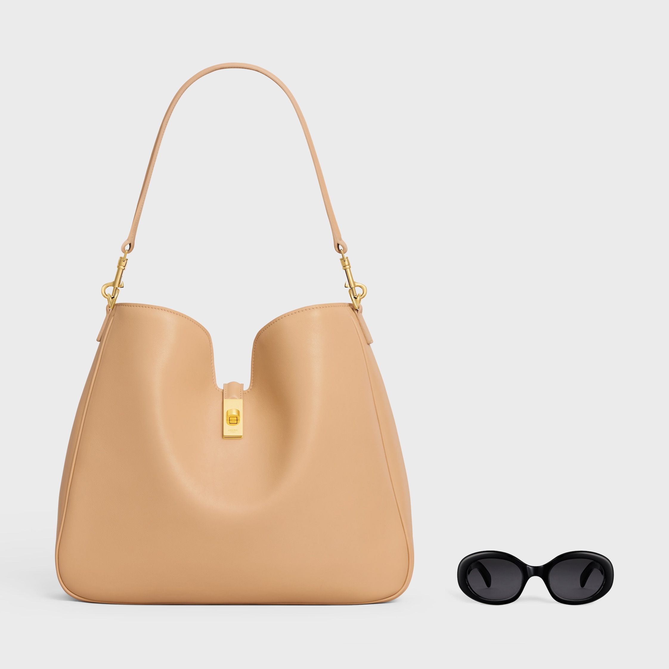 【関税&送料込】Celine Camille 16 Soft Bag MEDIUM CAMILLE 16 SOFT BAG IN SMOOTH CALFSKIN - | CELINE